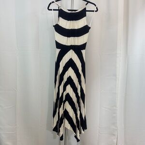 GAP Monochrome Asymmetrical Dress